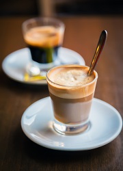 Macchiato Reçetesi: Espressoya Küçük Bir Dokunuş